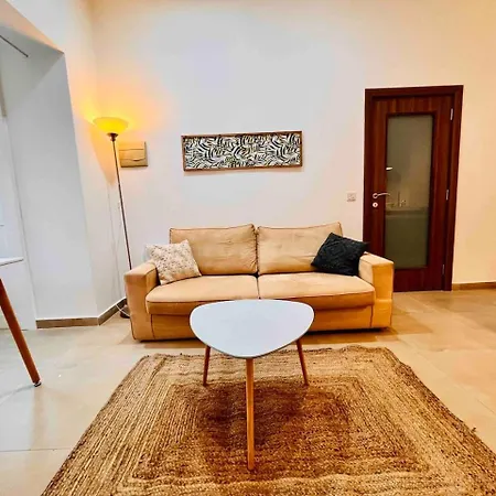 Sunny House By The Sea *