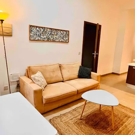 Sunny House By The Sea *