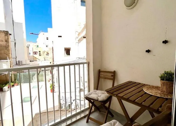 Sunny House By The Sea Ferienhaus